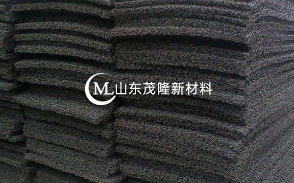 《銀西鐵路四標項目經理部》復合土工膜、滲水片材施工