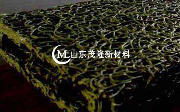 《貴州江玉高速公路》土工布、方形盲溝施工