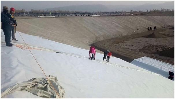 防滲膜在堤防、垂直的大壩的防滲處理發(fā)揮作用  第2張