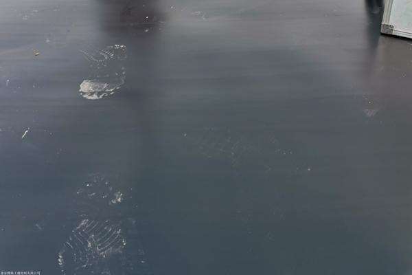 土工膜破損處探測(cè)與維修解析  第3張