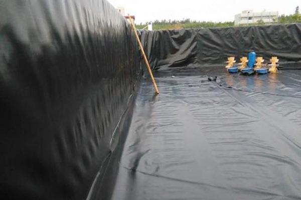 土工膜在地下水中的防滲作用怎么樣？  第2張