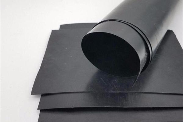 鋪設土工膜后怎么設置錨固溝呢？  第1張