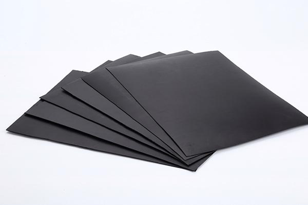 土工膜生產(chǎn)廠家_山東茂隆新材料科技有限公司  第1張