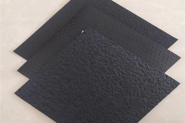 提升糙面土工膜質(zhì)量的方法  第1張