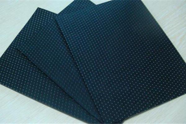 糙面土工膜與光面土工膜性能對比  第1張