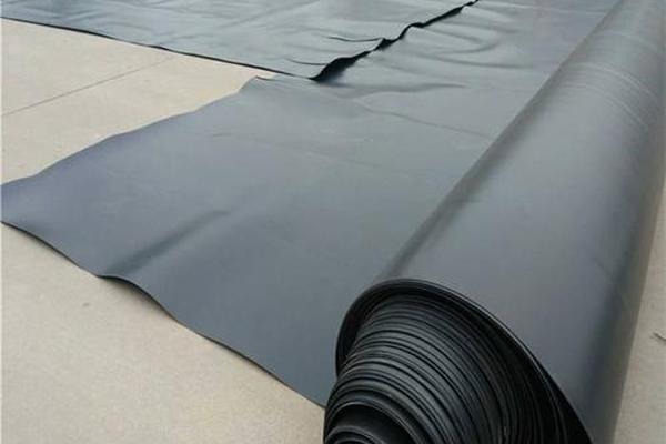 土工膜可以與軟式透水管搭配使用嗎  第1張