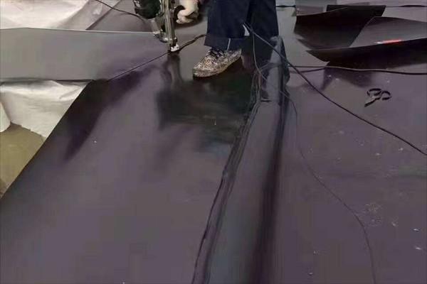 土工膜的生產(chǎn)設(shè)備有哪些 第1張