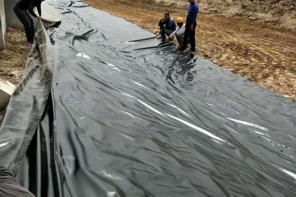 土工膜的生產(chǎn)設(shè)備有哪些 第3張