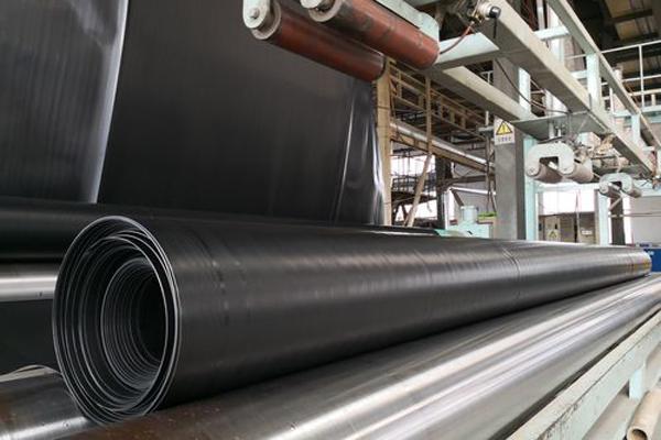 土工膜與金屬構(gòu)件的連接方式  第1張